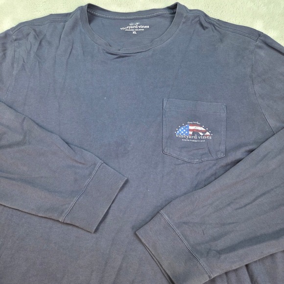 Vineyard Vines Other - Vineyard Vines Long Sleeve T-Shirt Mens XL Patriotic American Flag Whale Navy